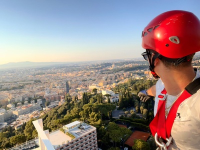 Roma Monte Mario: intervento all’alba per la sostituzione delle luci di segnalazione ostacoli al volo (S.O.V.)